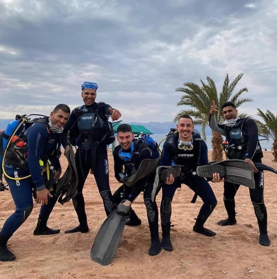 Al-Amer Chalets Aqaba Eksteriør billede
